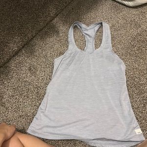 Vuori racer back tee